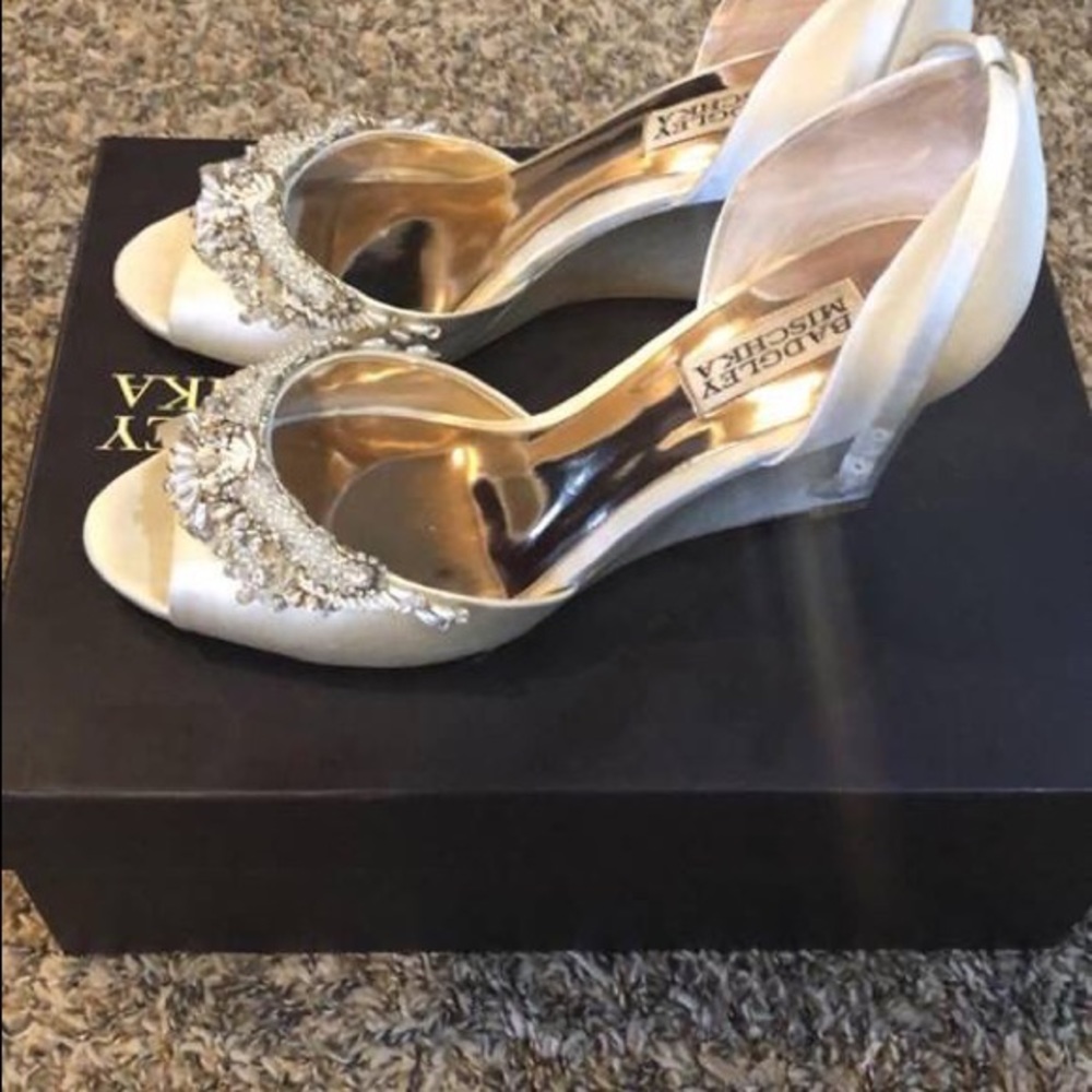 Badgley Mischka wedges